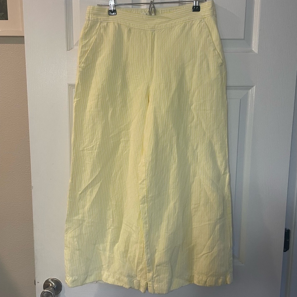 Loft. Size small wide leg linen yellow striped pants